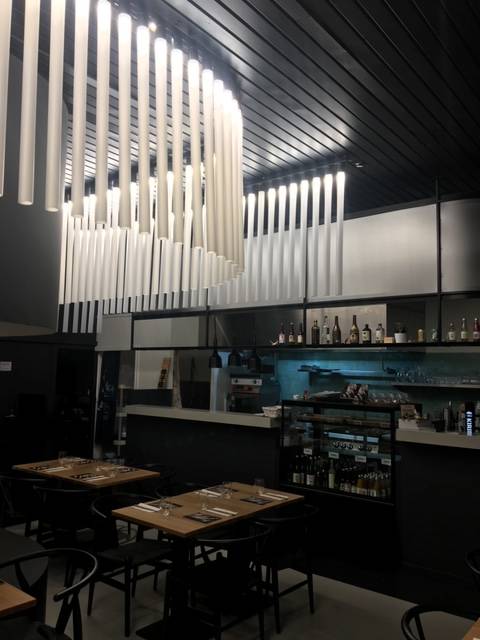 Lustre et bar originaux